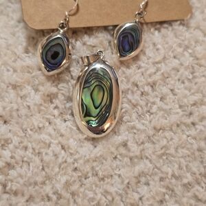 Elegant Abalone Shell & Mother Of Pearl Reversable Jewelry Set